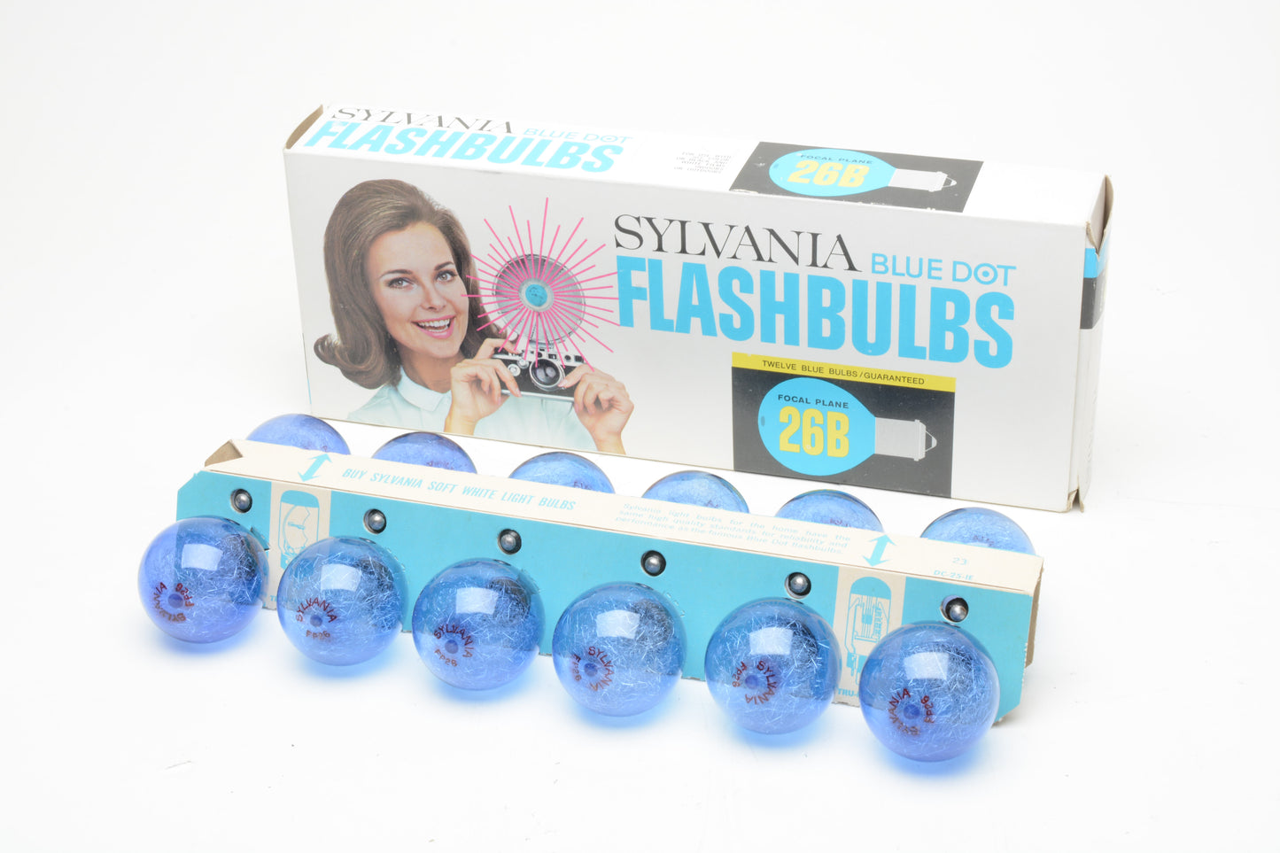 12X Sylvania 26B Blue Flashbulbs, NIB