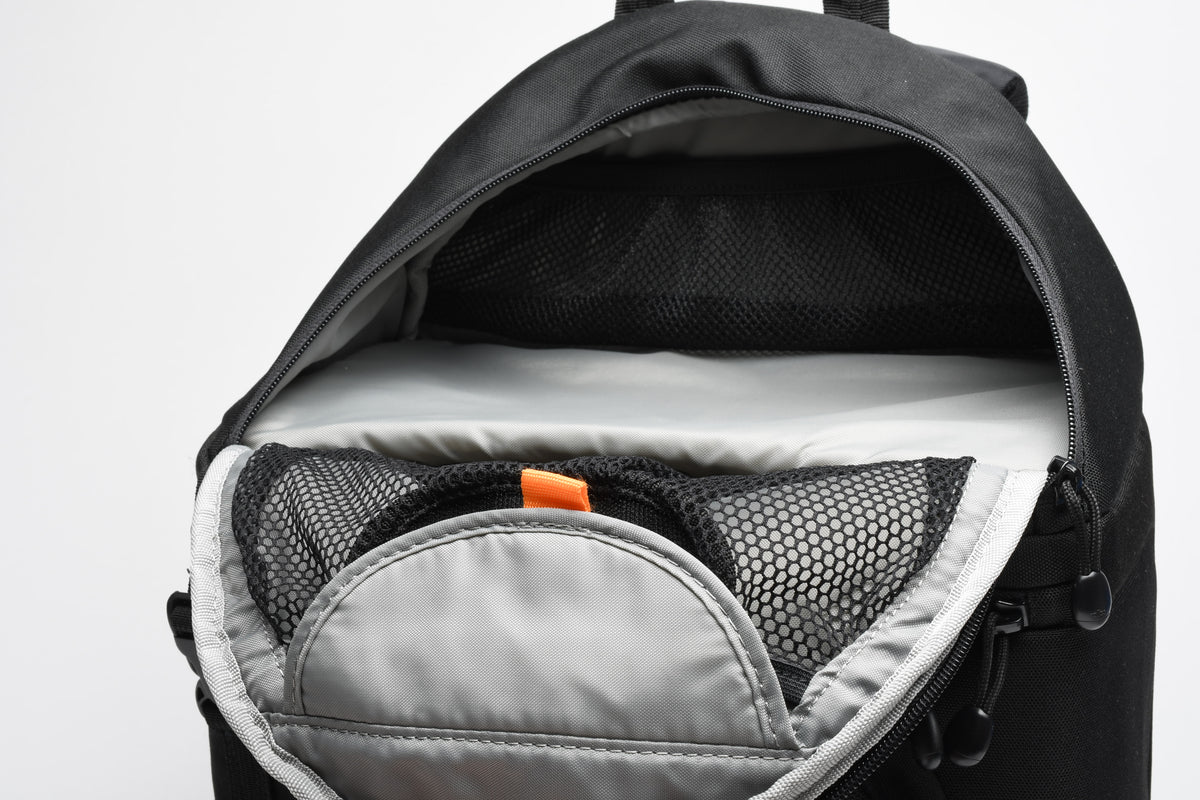 Lowepro SlingShot 300AW Camera SlingPack - Black, Very clean, Nice