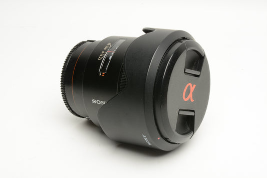 Sony Distagon 24mm f2 ZA T* SSM lens A-Mount w/Hood+Caps, Mint-