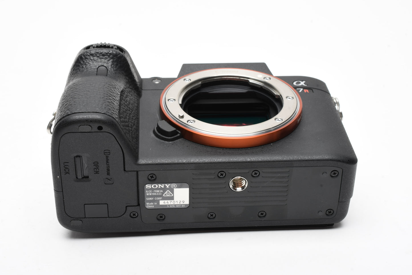 Sony A7R III Mirrorless Body, batt+charger, ONLY 94 Acts!! Mint-