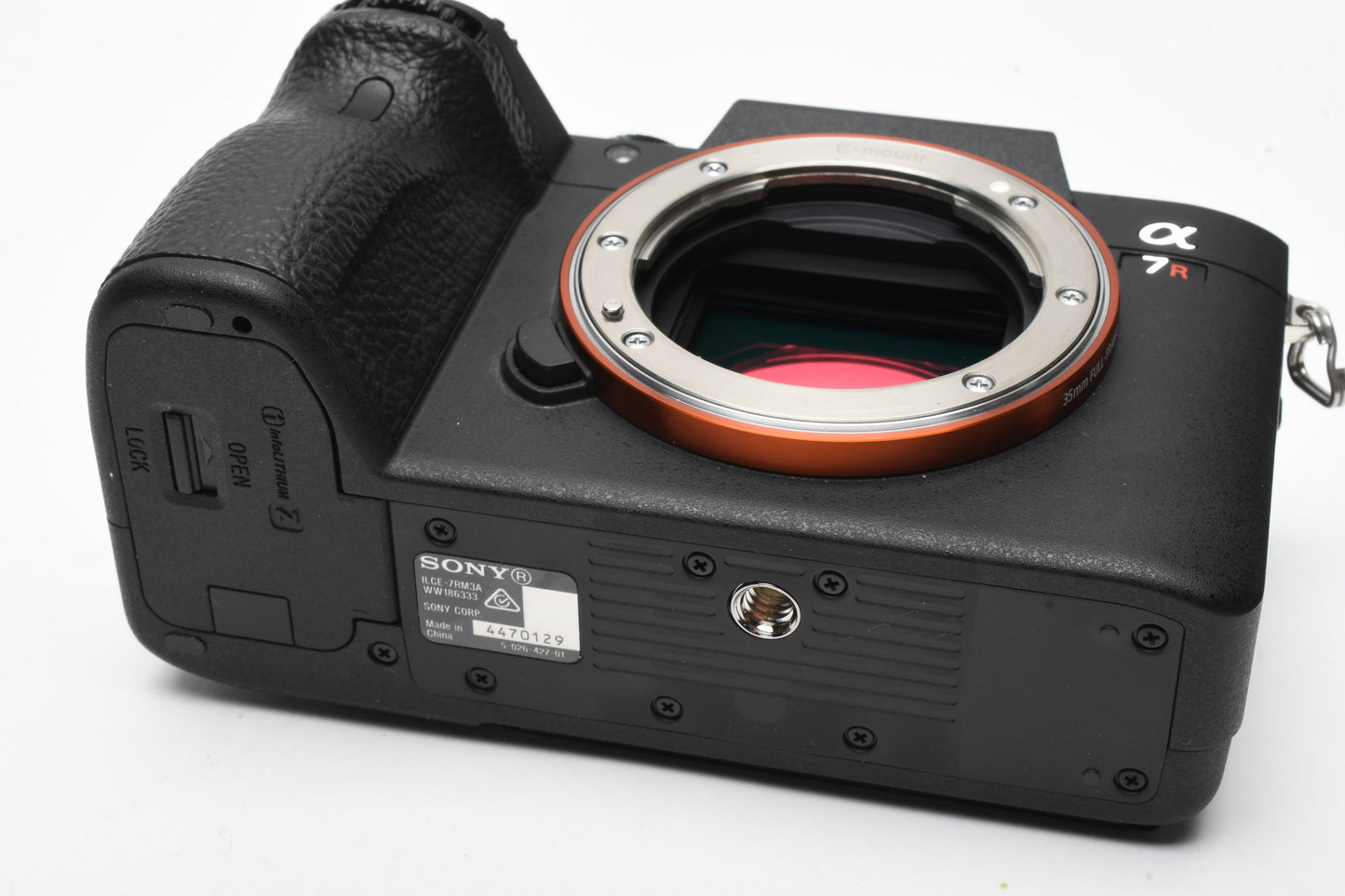 Sony A7R III Mirrorless Body, batt+charger, ONLY 94 Acts!! Mint-