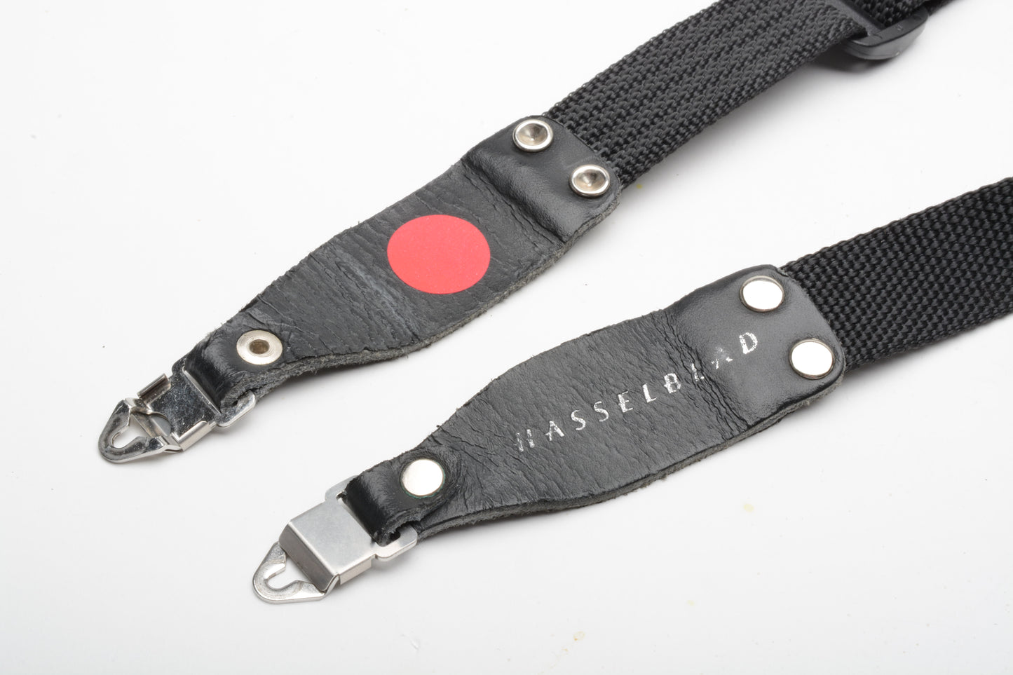 Hasselblad 1" wide adjustable neck strap w/metal clips, very clean