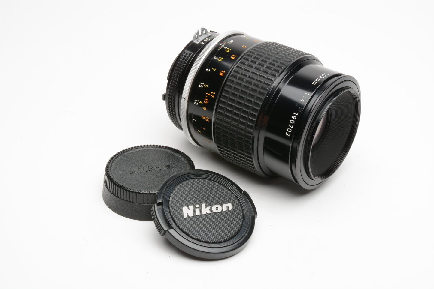 Nikon Micro-Nikkor 105mm F4 AI mount, clean, sharp, caps