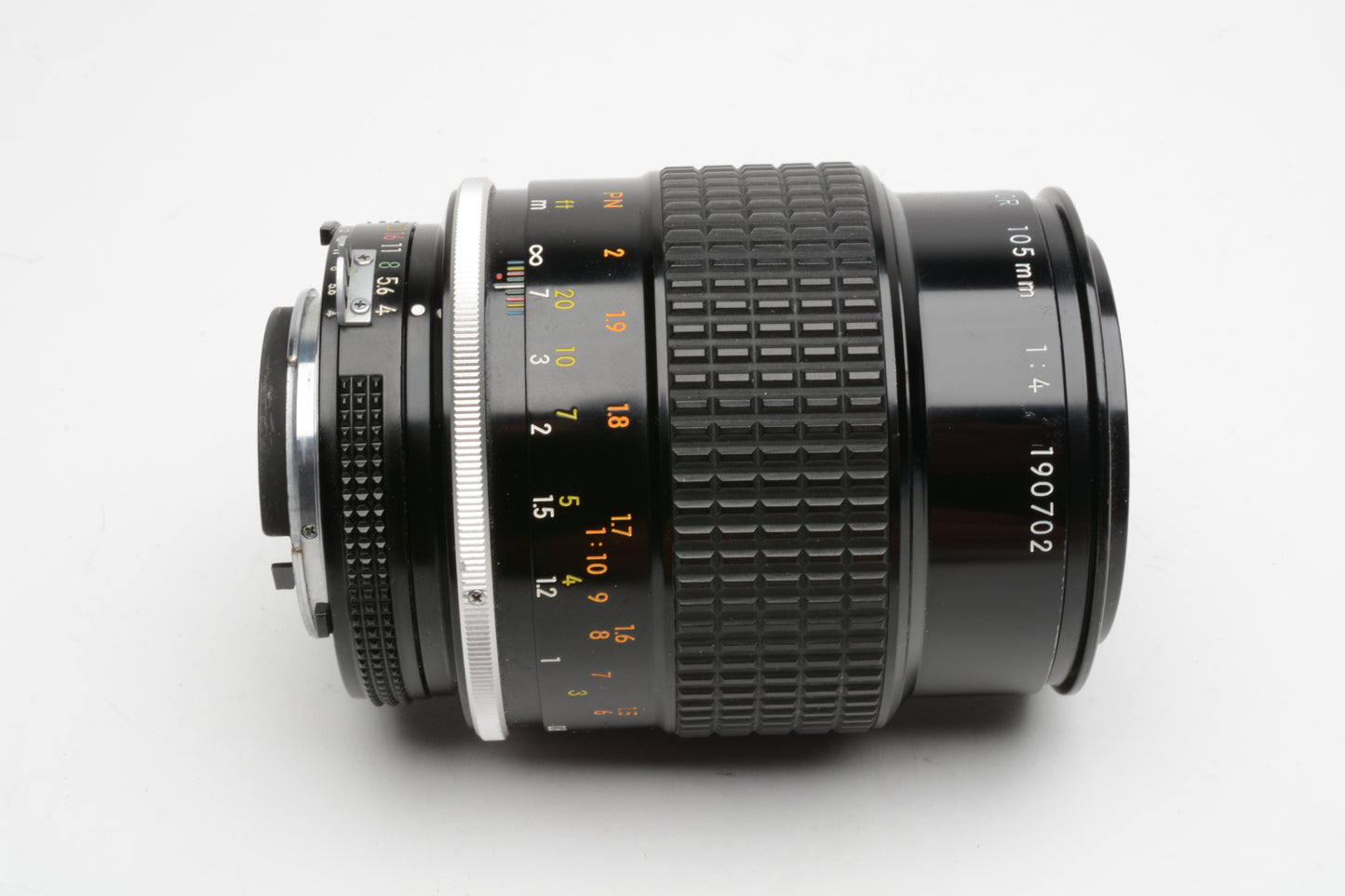 Nikon Micro-Nikkor 105mm F4 AI mount, clean, sharp, caps