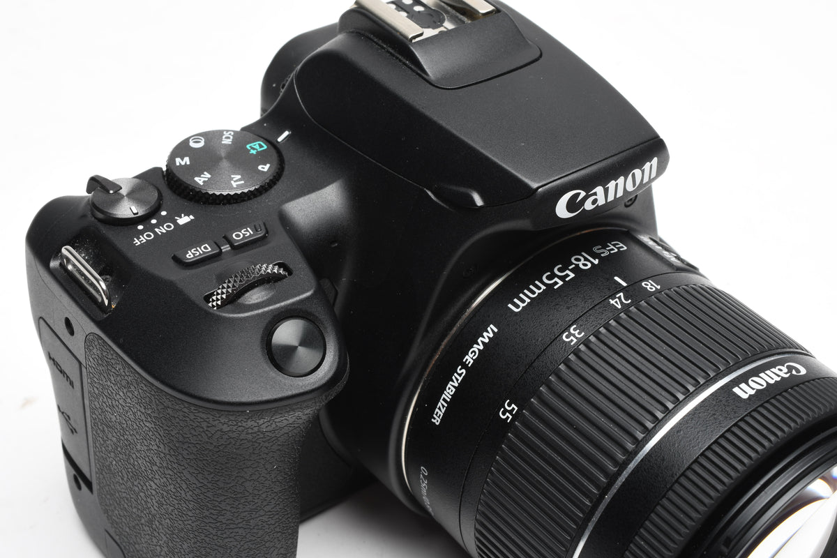 Canon EOS Rebel SL3 DSLR w/18-55mm f4-5.6 IS STM zoom, Case, <1000 Acts!