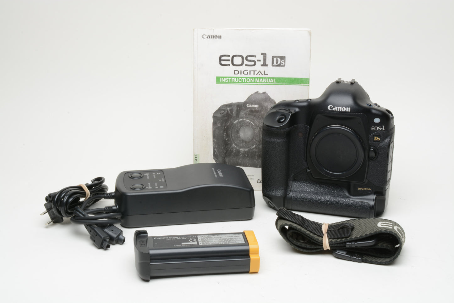 Canon EOS 1 DS DSLR w/Battery, charger, strap, manual Only 16K Acts! Nice