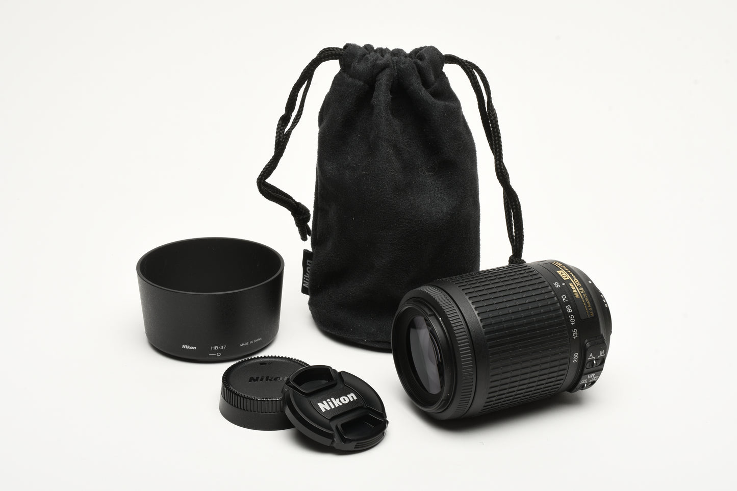 Nikon AF-S 55-200mm f4-5.6G ED VR DX, Hood, Caps, Pouch, Mint-