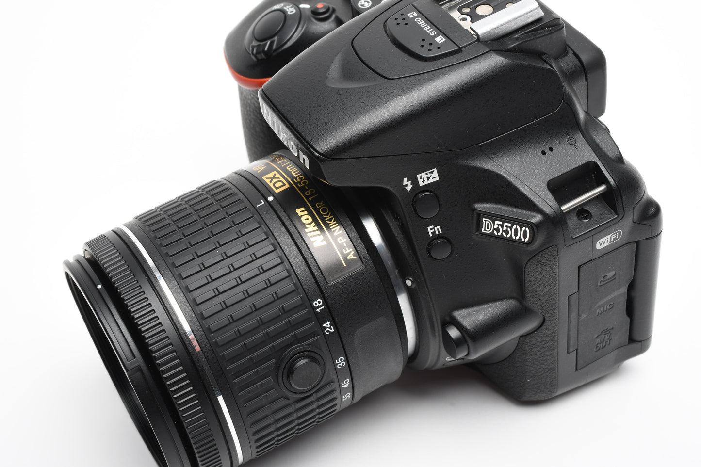 Nikon D5500 DSLR w/AF-P 18-55mm f3.5-5.6 VR, 2batts, charger Only 1612 Acts!