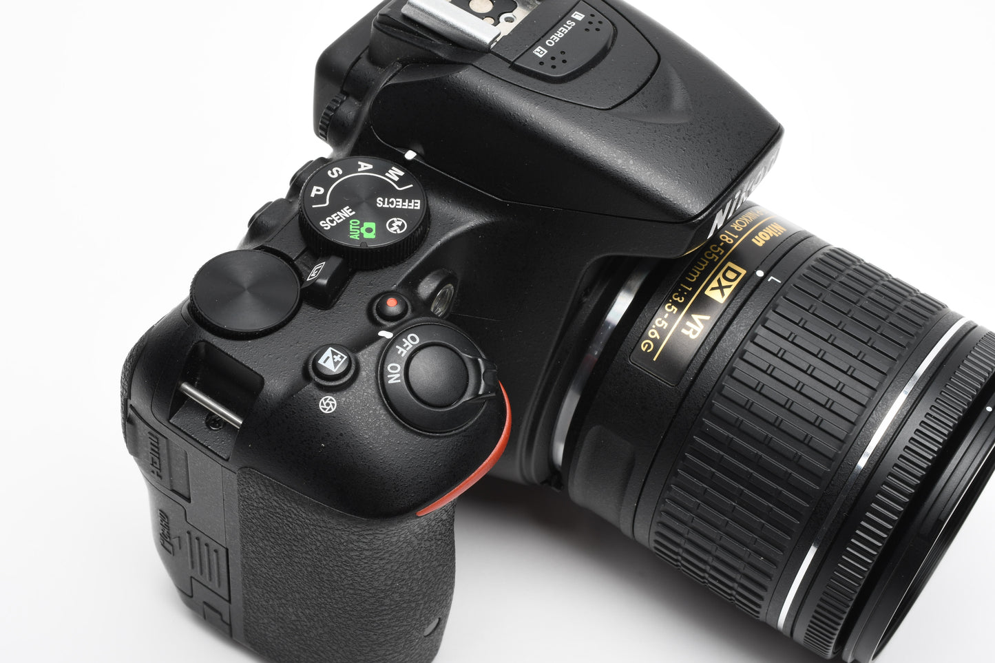 Nikon D5500 DSLR w/AF-P 18-55mm f3.5-5.6 VR, 2batts, charger Only 1612 Acts!