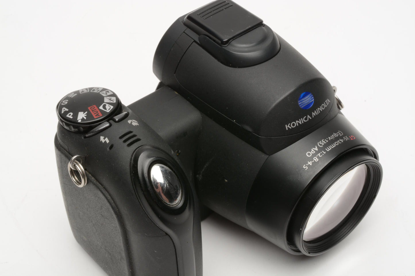 Konica Minolta Dimage Z3 12X 4MP Digital  Point&Shoot Bundle w/512MB SD Card+