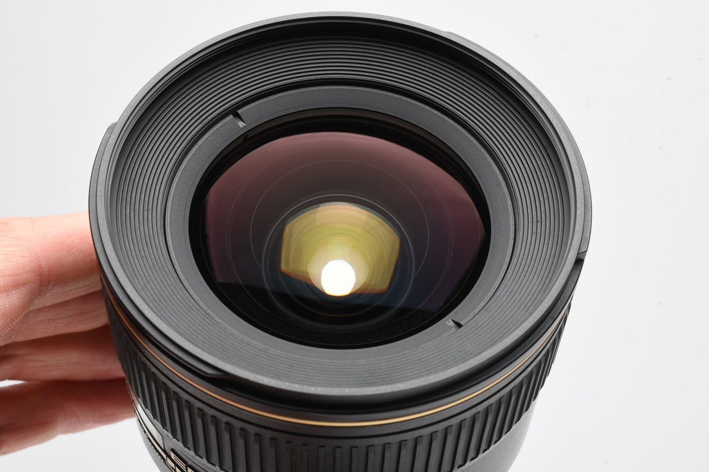 Nikon AF-S 17-35mm f2.8D ED SWM IF zoom lens, hood, caps, Clean, *Read