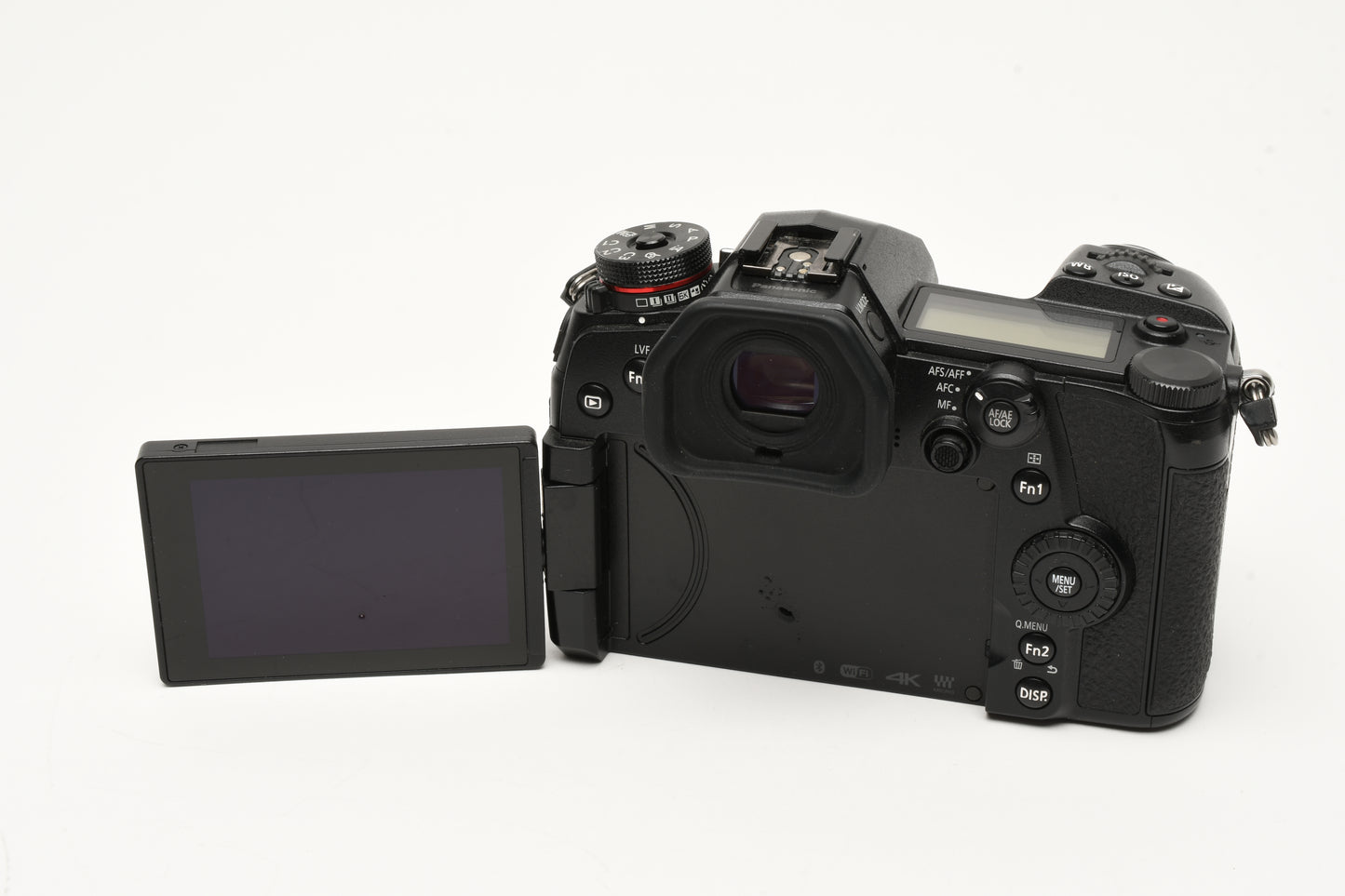 Panasonic Lumix DC-G9 Body, 2X batts, charger, strap, 22K Acts