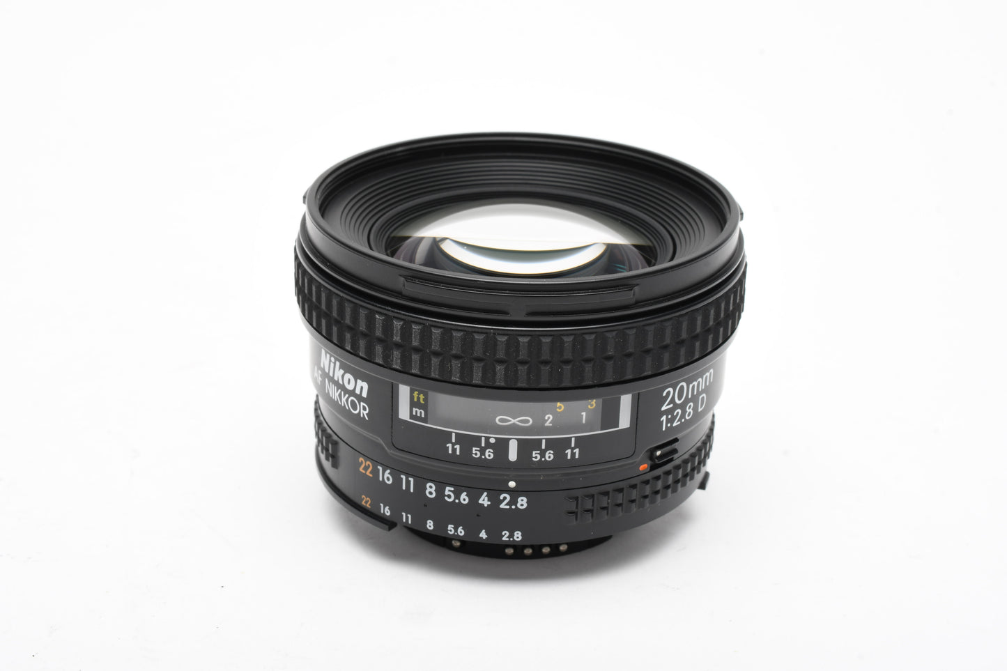 Nikon AF 20mm f2.8D wide angle lens, caps, very clean, Mint-