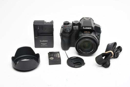 Panasonic Lumix DMC-FZ300 4K 12.1MP Digital Point&Shoot w/25-600mm Lens, Mint-