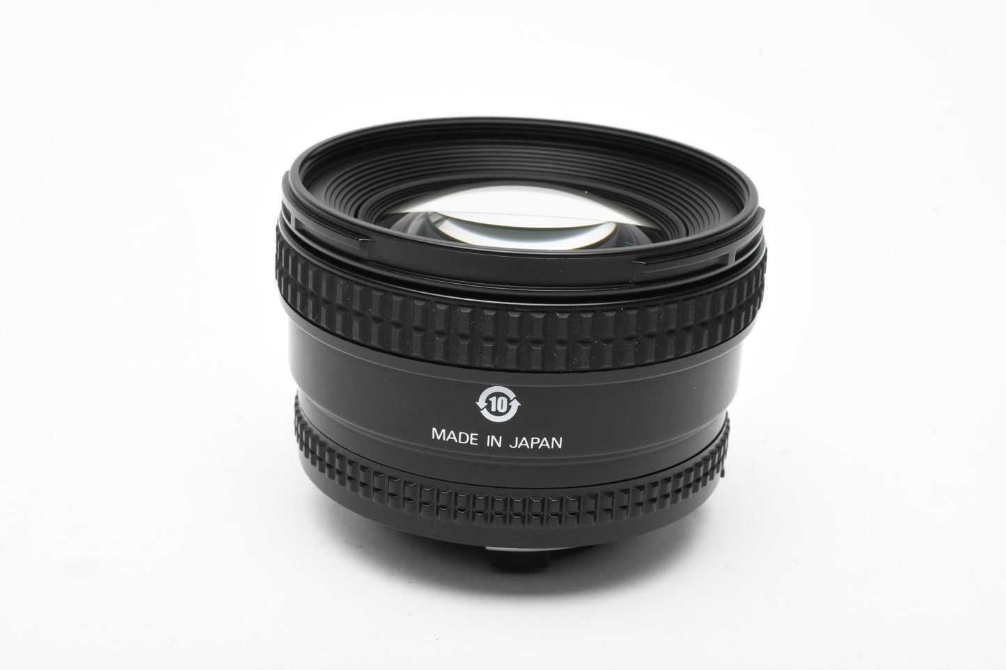 Nikon AF 20mm f2.8D wide angle lens, caps, very clean, Mint-