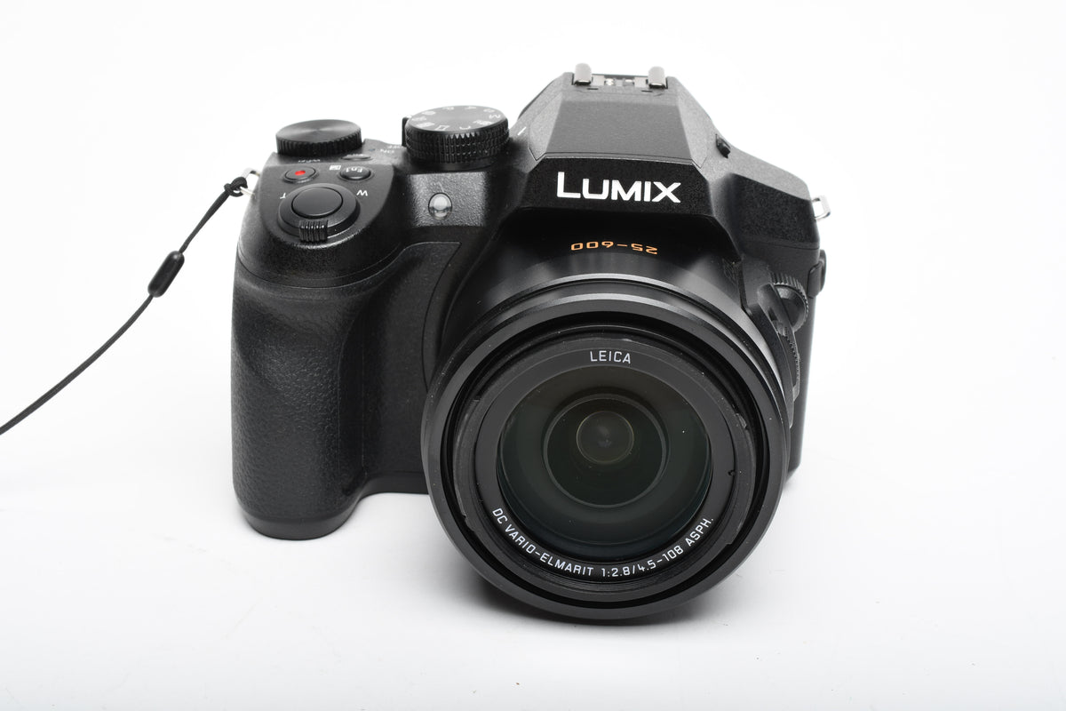 Panasonic Lumix DMC-FZ300 4K 12.1MP Digital Point&Shoot w/25-600mm Lens, Mint-