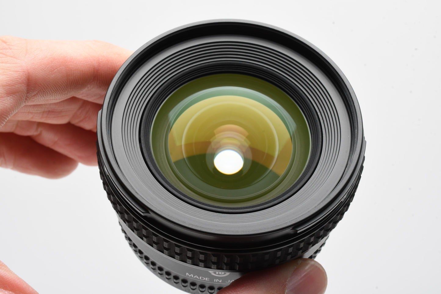 Nikon AF 20mm f2.8D wide angle lens, caps, very clean, Mint-