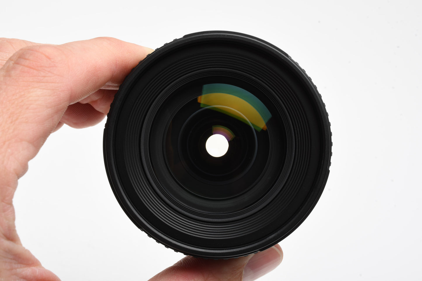 Nikon AF 20mm f2.8D wide angle lens, caps, very clean, Mint-