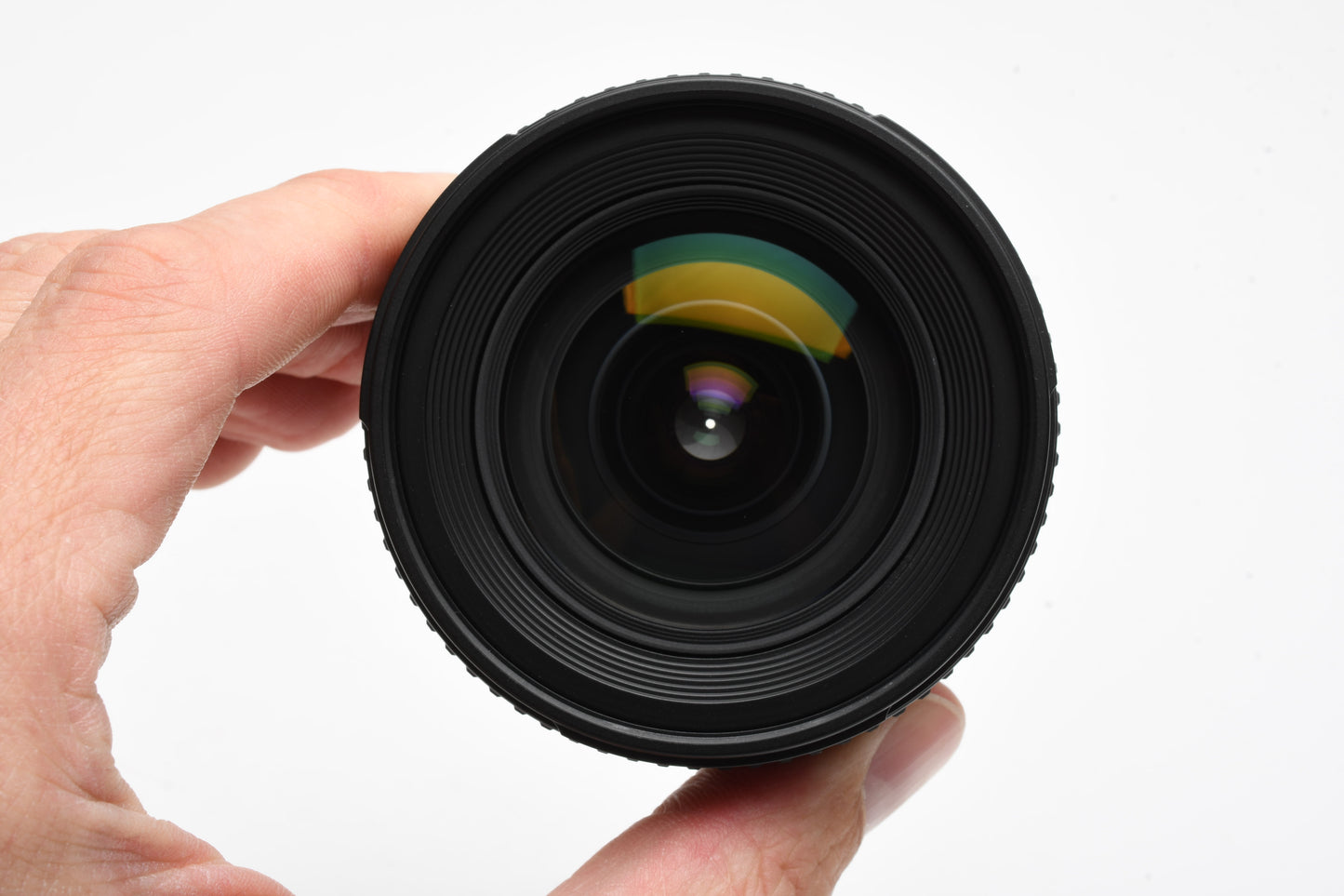 Nikon AF 20mm f2.8D wide angle lens, caps, very clean, Mint-