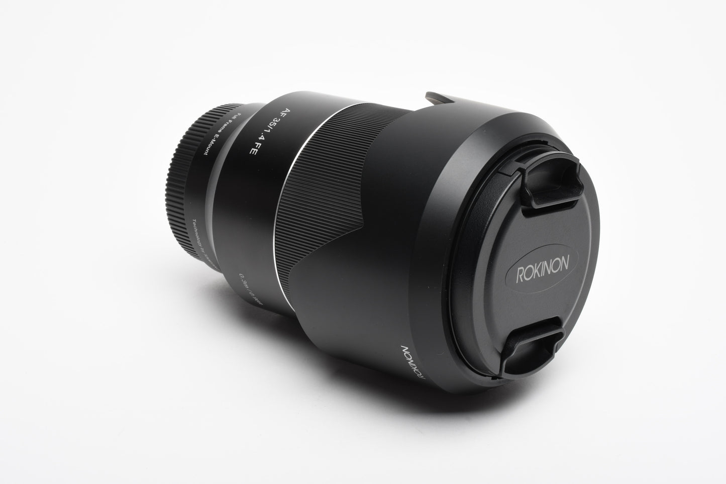 Rokinon 35mm f1.4 AF High Speed Wide Angle Sony E-Mount, Mint, Boxed