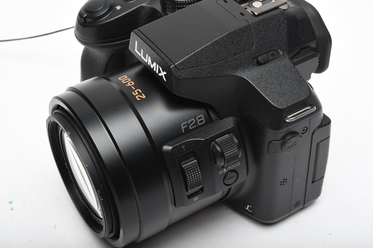 Panasonic Lumix DMC-FZ300 4K 12.1MP Digital Point&Shoot w/25-600mm Lens, Mint-