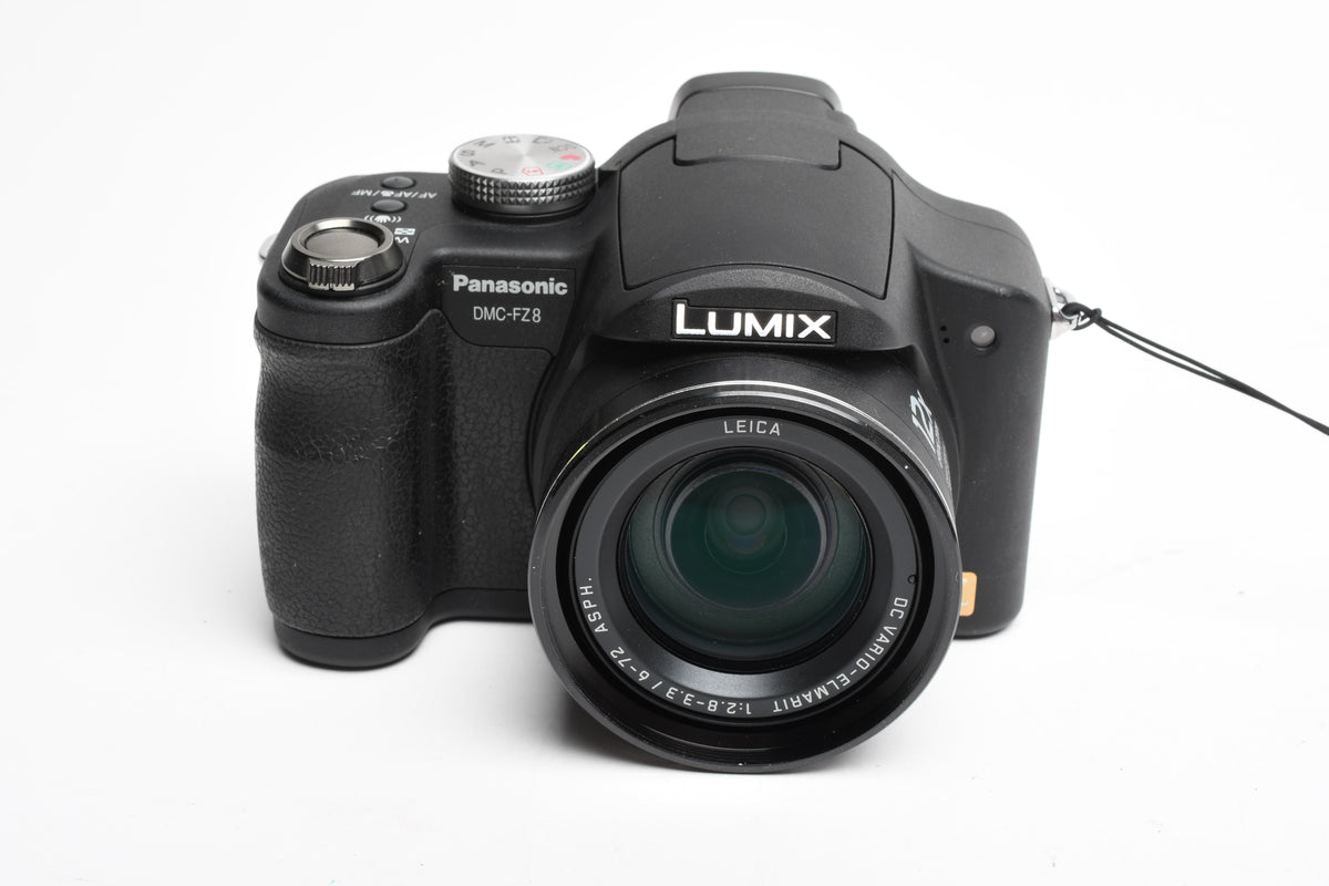 Panasonic Lumix DMC-FZ8 7.2MP Digital Point&Shoot w/Leica lens, Mint-
