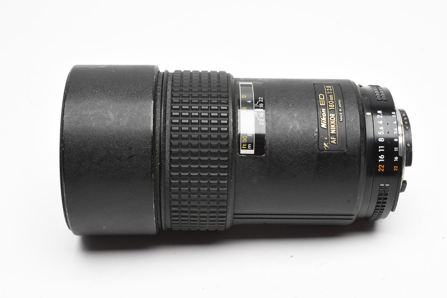 Nikon AF Nikkor 180mm f2.8 ED lens, AIS Mount, caps, case, Sharp!