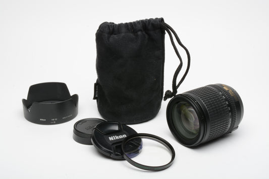 Nikon AF-S Nikkor 18-135mm f3.5-5.6G ED zoom lens, caps + hood + UV + Pouch