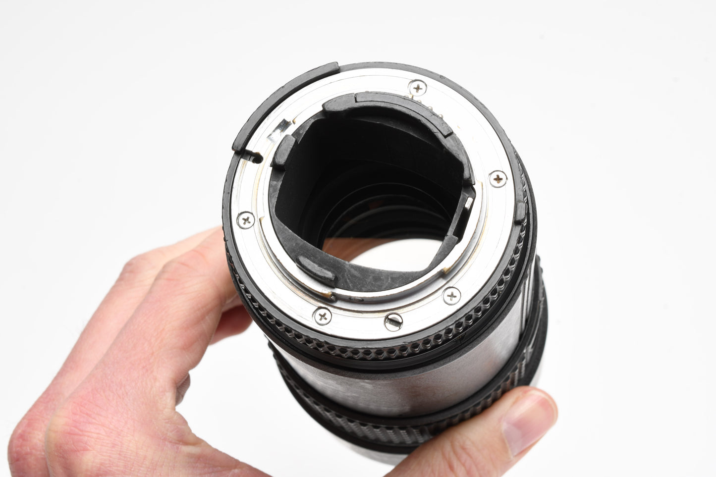 Nikon AF Nikkor 180mm f2.8 ED lens, AIS Mount, caps, case, Sharp!