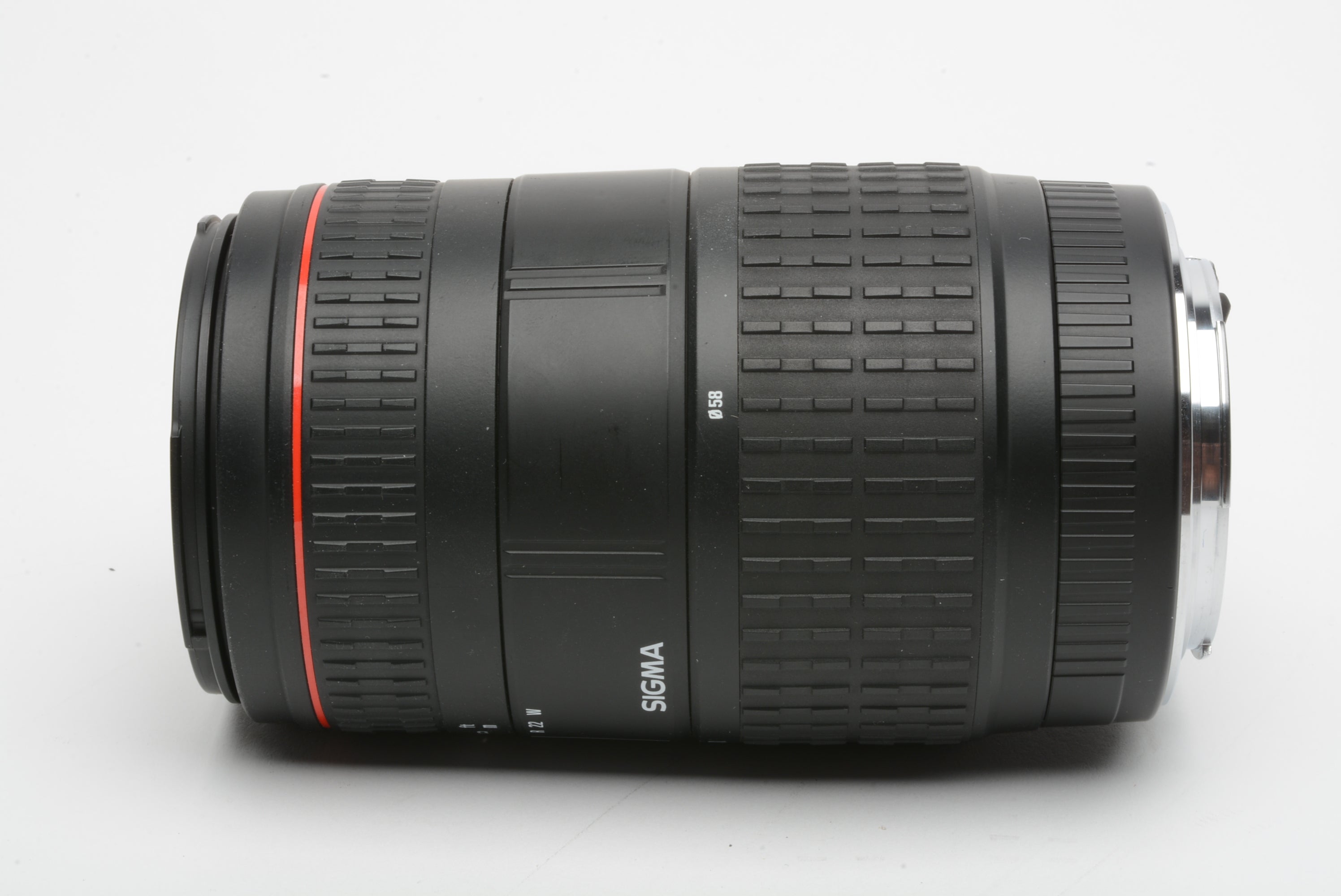 Sigma AF 70-300mm f4-5.6 DL Macro Super lens, Canon EF Mount, +