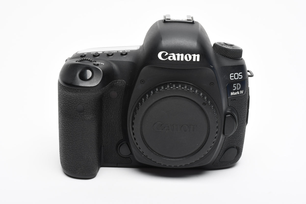Canon EOS 5D Mark IV Body w/Batt, Charger, Strap, Only 8627 Acts!