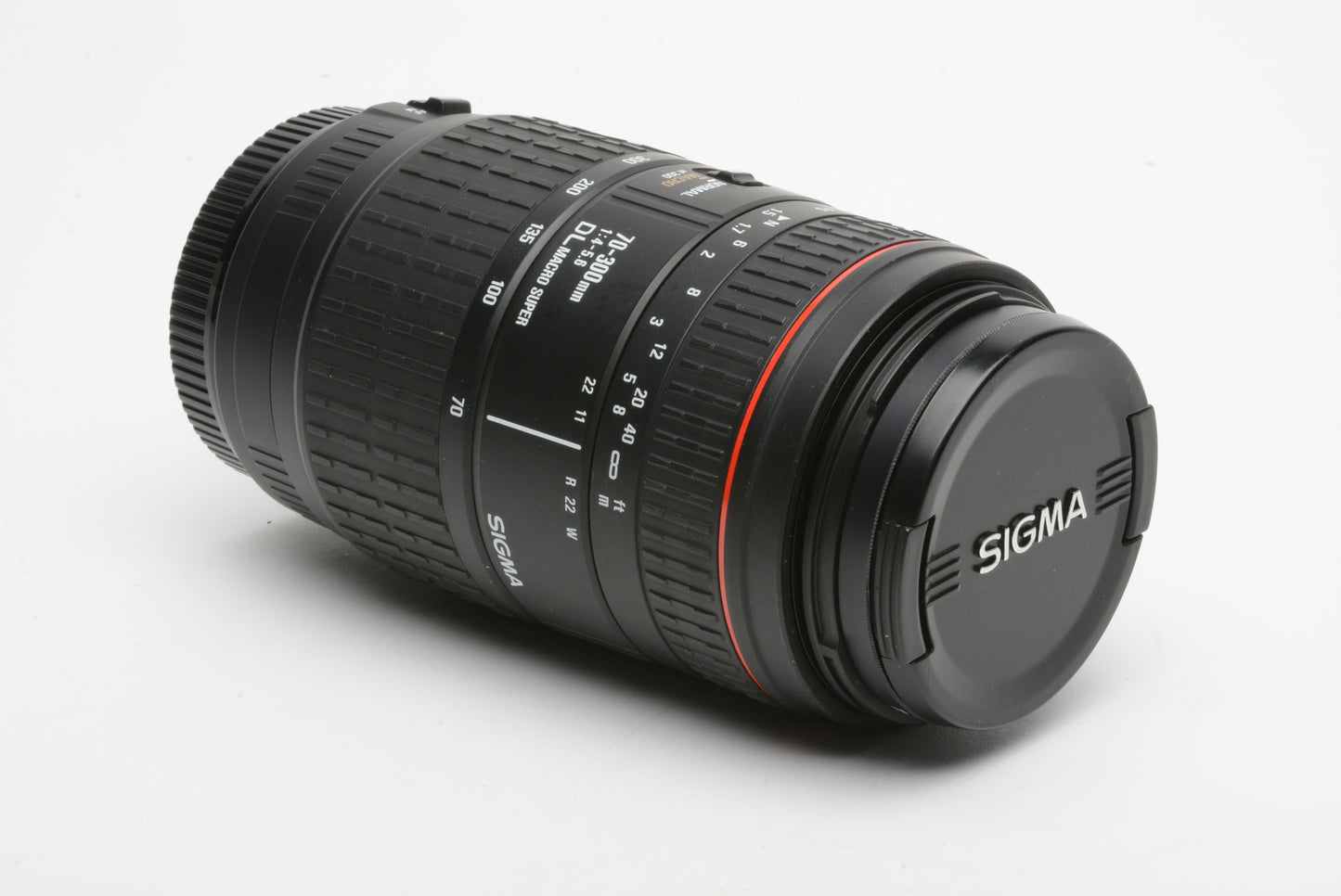 Sigma AF 70-300mm f4-5.6 DL Macro Super lens, Canon EF Mount, +caps & UV