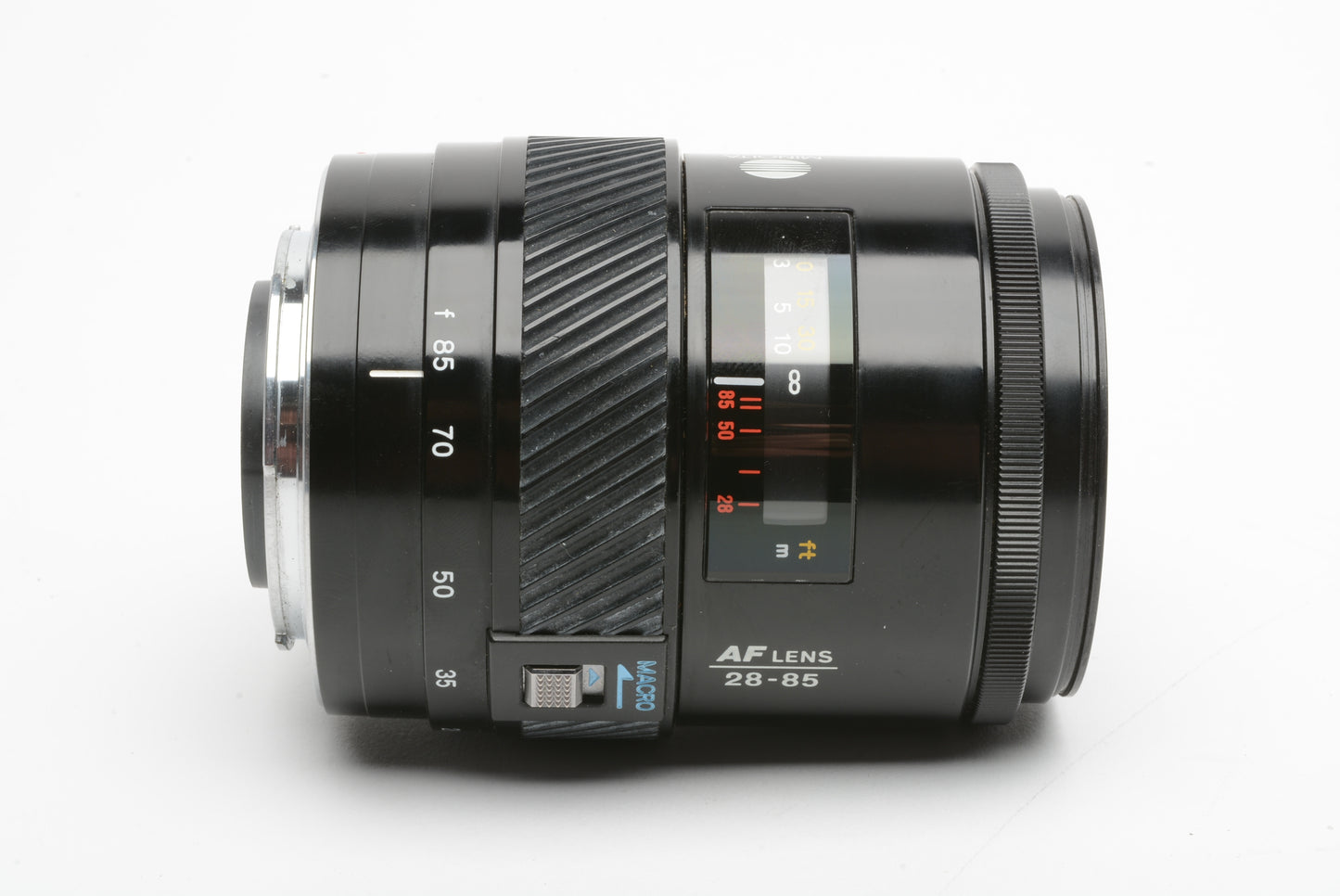 Minolta Maxxum AF 28-85mm f3.5-4.5 zoom lens, caps, hood, great glass, nice!