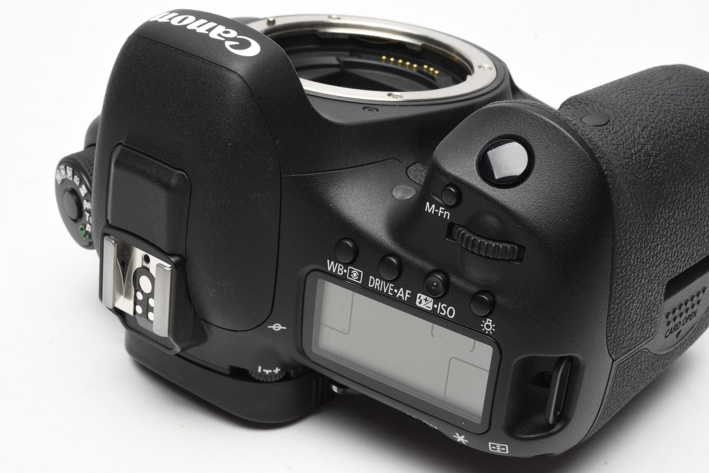 Canon EOS 7D Mark II DSLR Body w/batt, charger, strap, Only 874 Acts!! Mint-