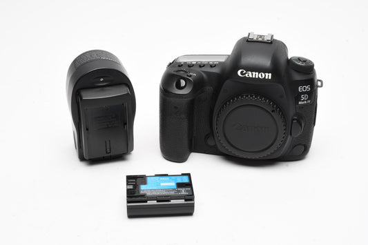 Canon EOS 5D Mark IV Body w/Batt, Charger, 225K Acts, Works great!