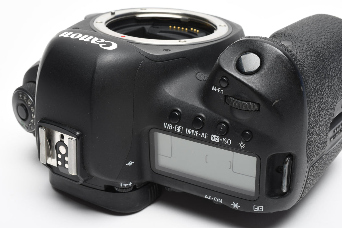 Canon EOS 5D Mark IV Body w/Batt, Charger, Strap, Only 8627 Acts!
