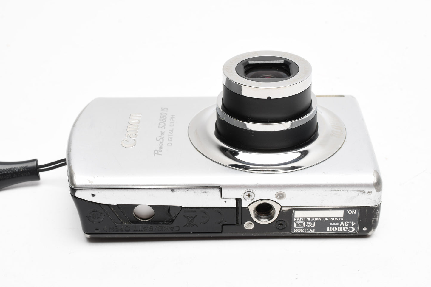 Canon SD880 IS Digital Point&Shoot 10MP bundle, 2X batts, Great!