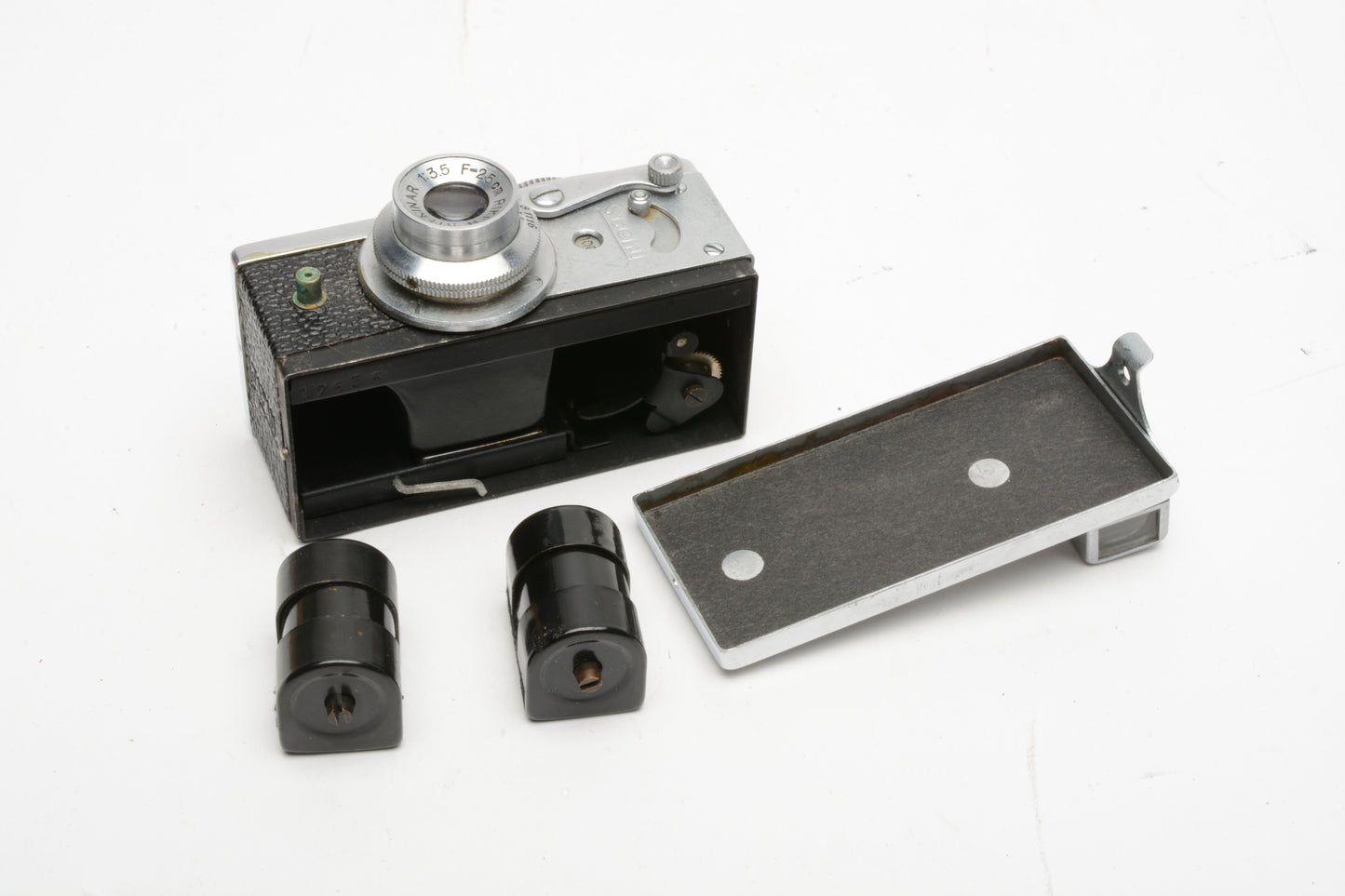 Steky IIIb 16mm camera in case and box, Nice and clean, works!  Vintage