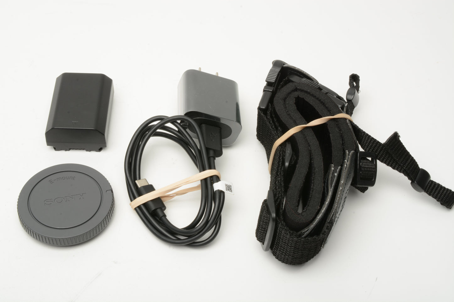 Sony A7 III Mirrorless Body, batt, charging cable+block, only 273 acts!!