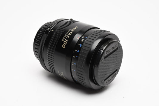 Pentax-FA 100mm f3.5 Macro lens, caps, Nice