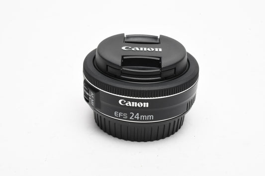 Canon EFS 24mm F2.8 STM Pancake macro lens, w/Caps, Mint