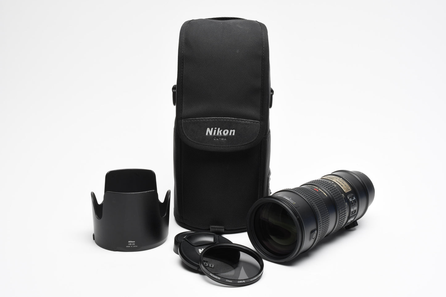 Nikon AF-S VR Nikkor 70-200mm f2.8G ED VR zoom, hood, case, UV, Great!