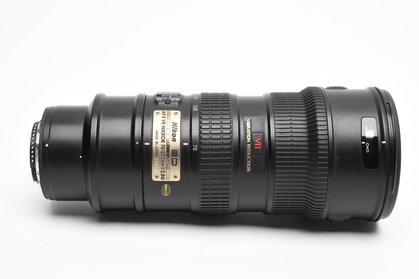 Nikon AF-S VR Nikkor 70-200mm f2.8G ED VR zoom, hood, case, UV, Great!