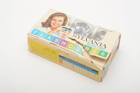 3x Sylvania Blue Dot Flash Cubes Boxed