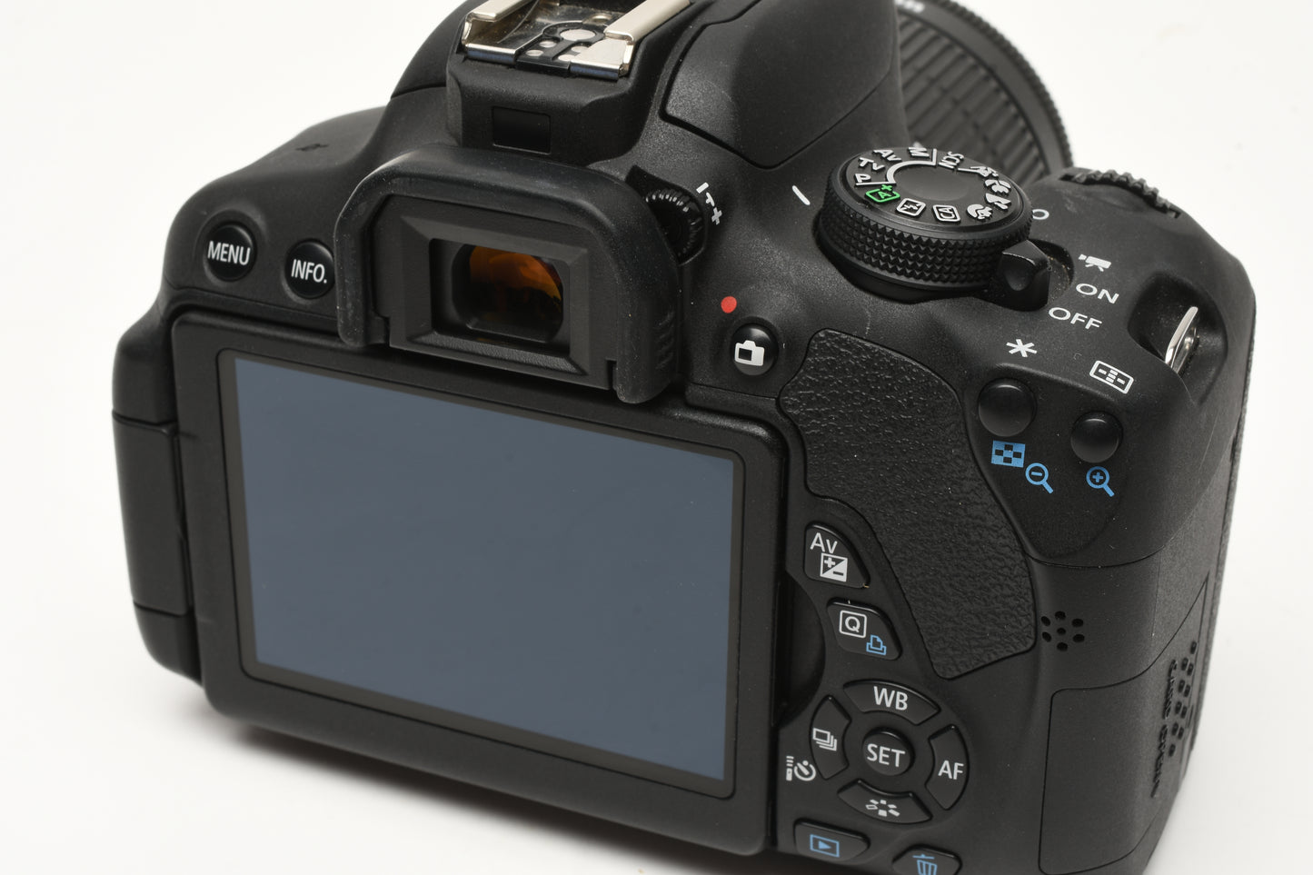 Canon EOS Rebel T5i DSLR w/18-55mm f3.5-5.6 STM zoom, 2 batts, charger 2282 Acts