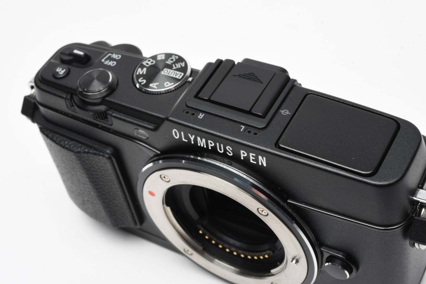 Olympus E-P5 Body w/VF-4 Viewfinder, Refurbished, Mint- Boxed, Great!