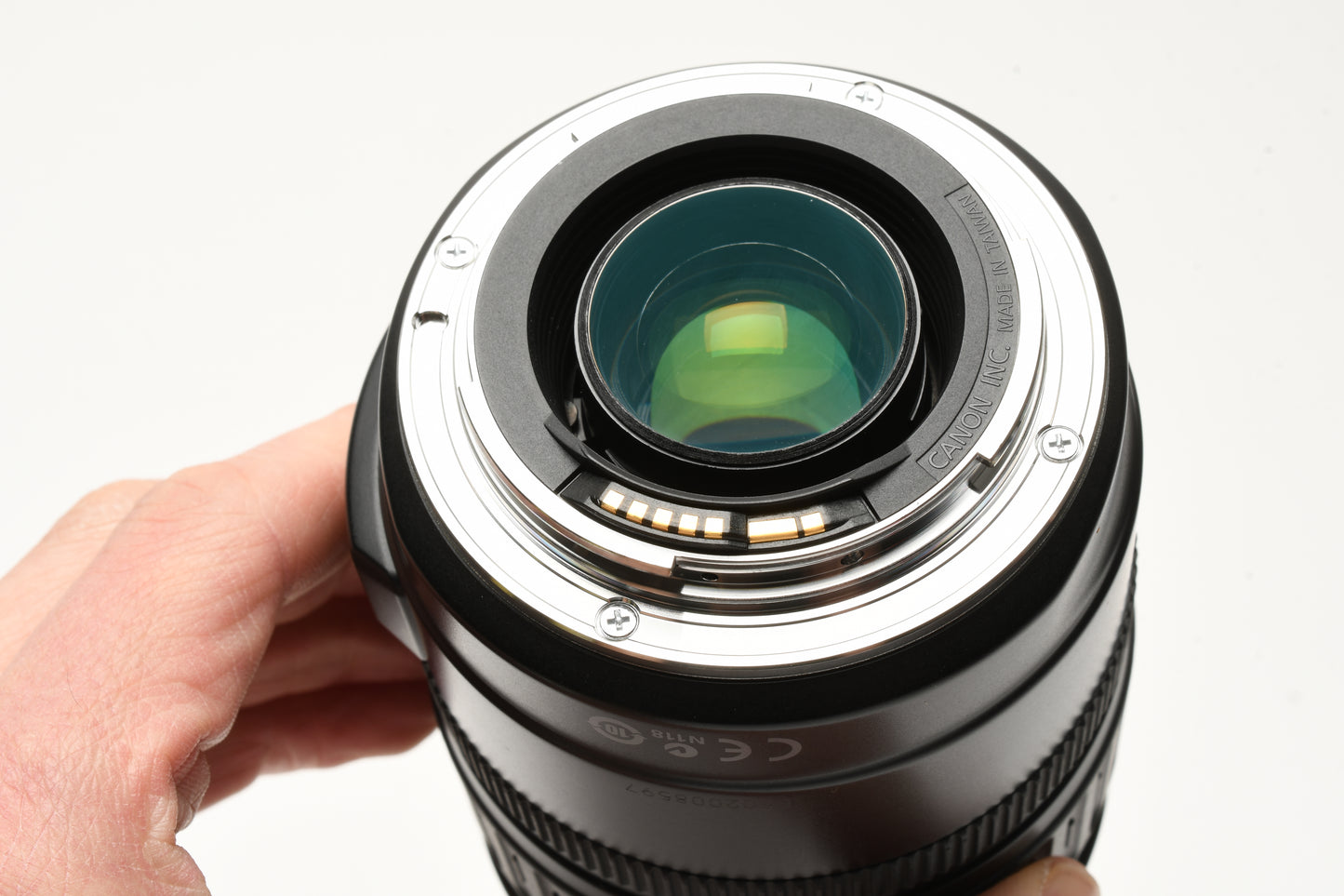 Canon EF 28-135mm f3.5-5.6 IS USM zoom lens, caps, Versatile zoom