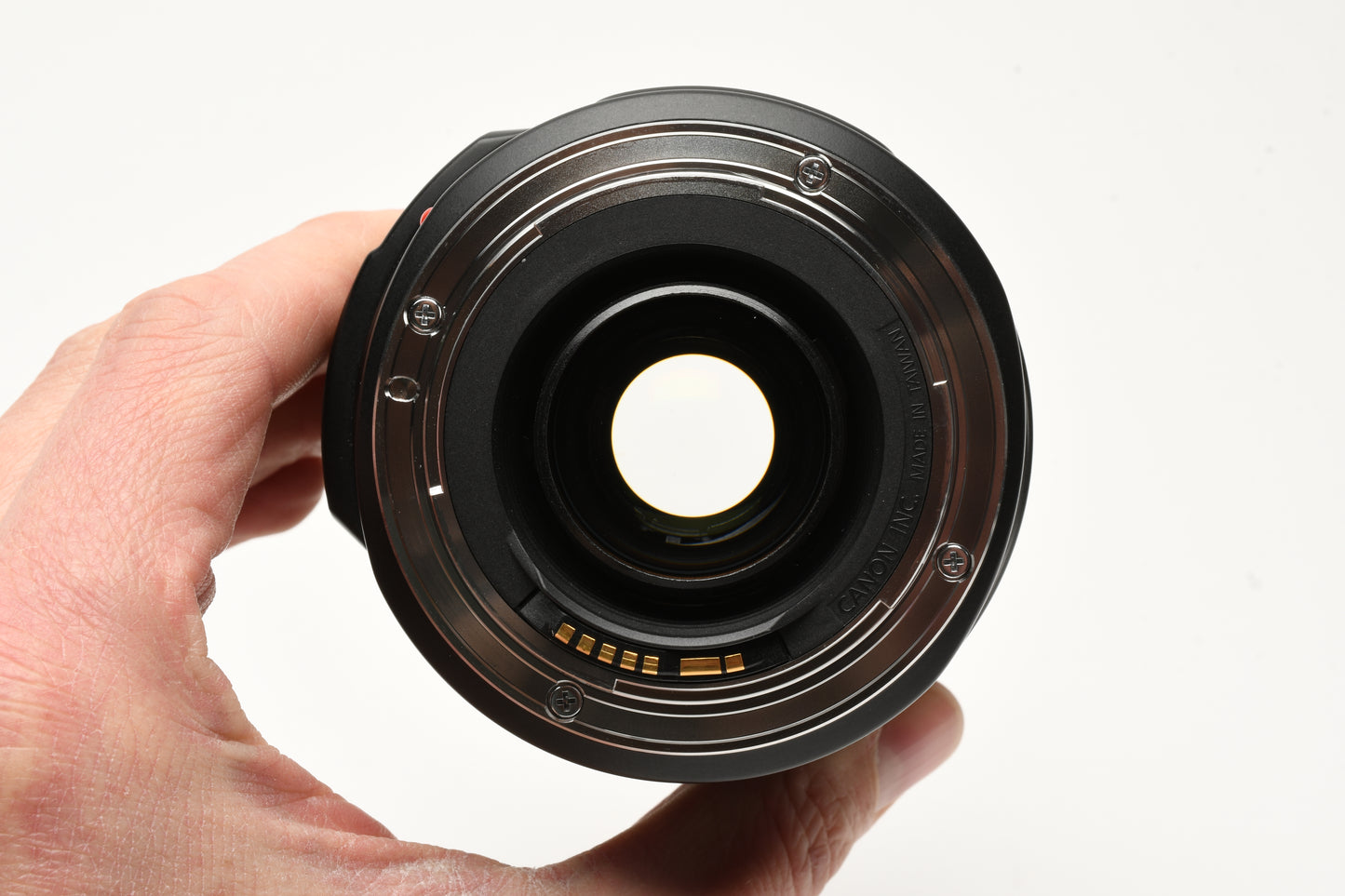 Canon EF 28-135mm f3.5-5.6 IS USM zoom lens, caps, Versatile zoom