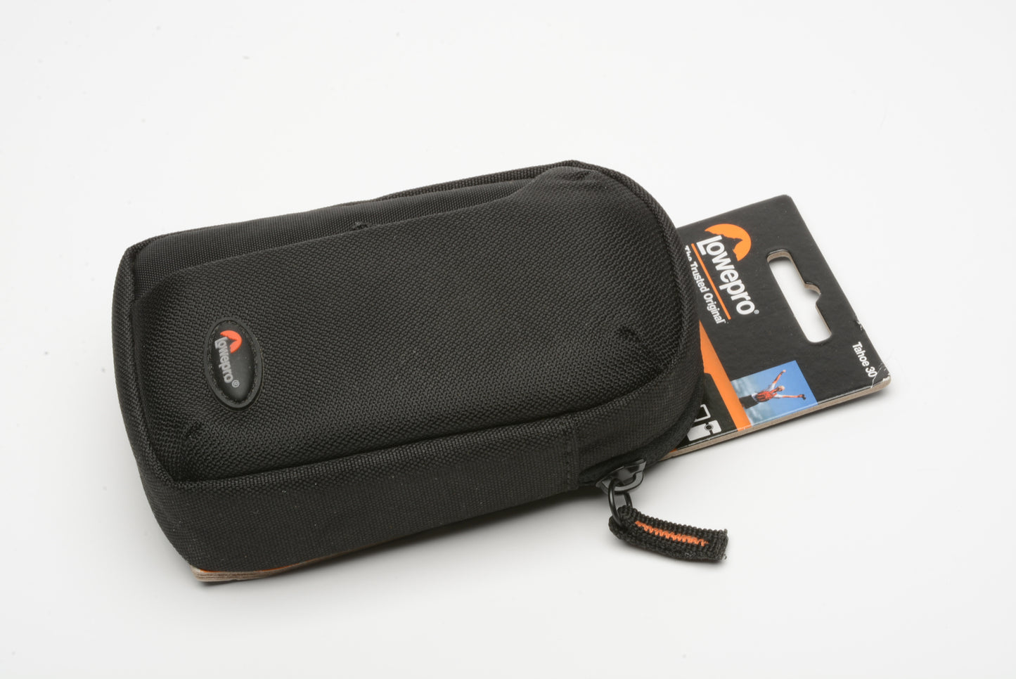 Lowepro Tahoe 30 padded camera case - New, 5.5 x3.5 x1"