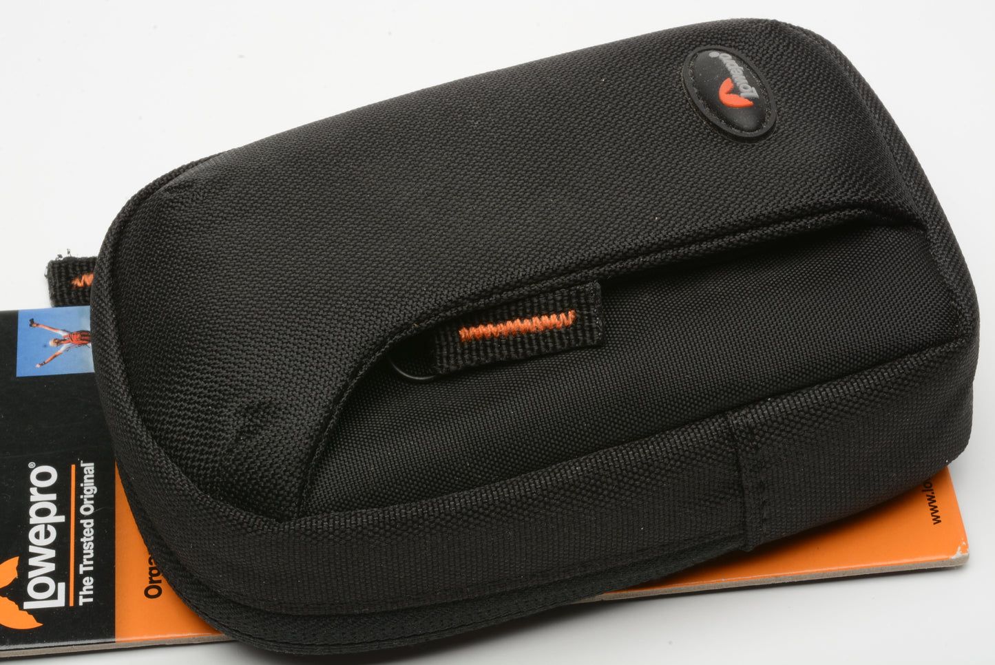 Lowepro Tahoe 30 padded camera case - New, 5.5 x3.5 x1"